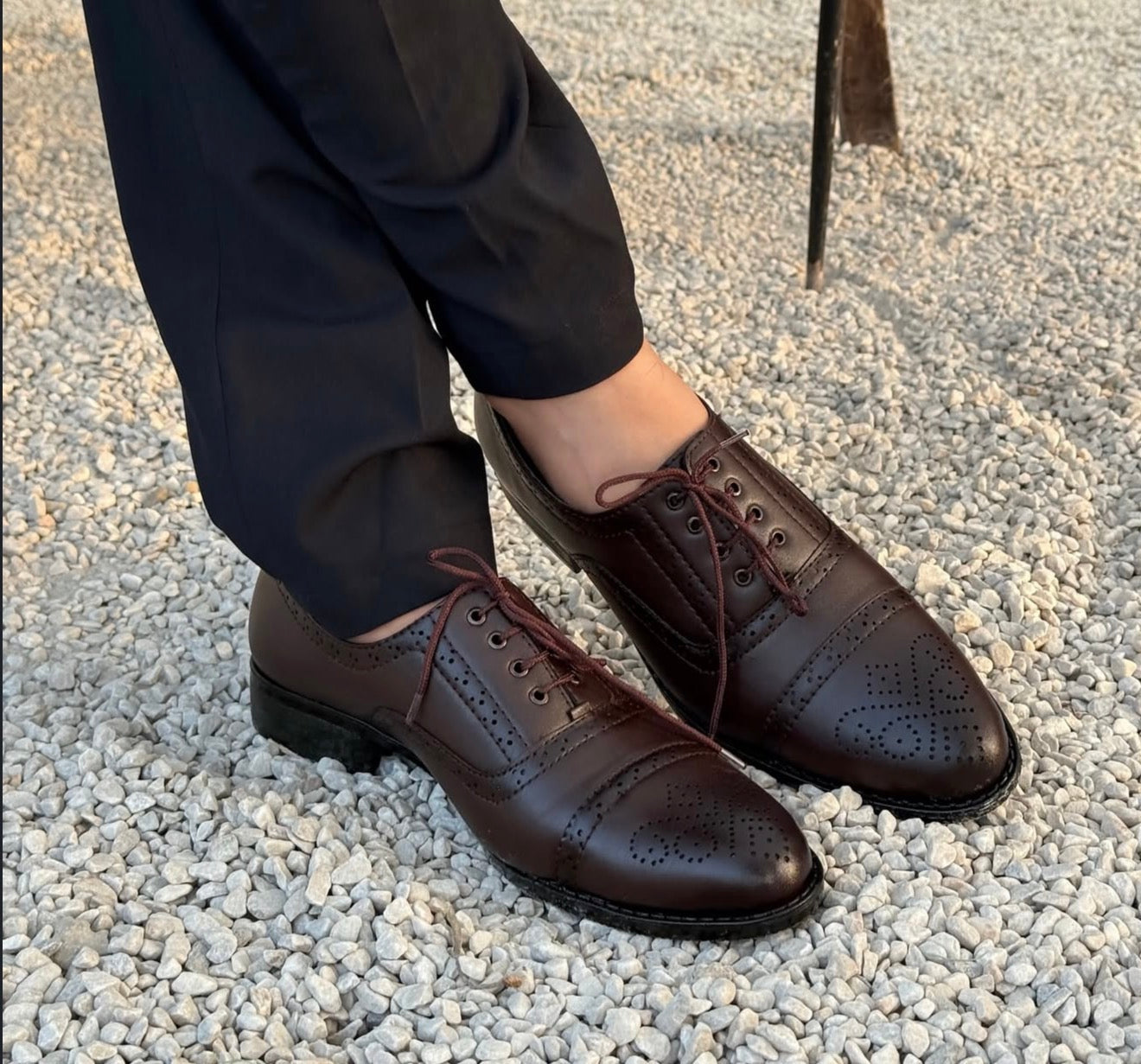 Men's Brown Wing-Tip Brogue Oxford Shoes