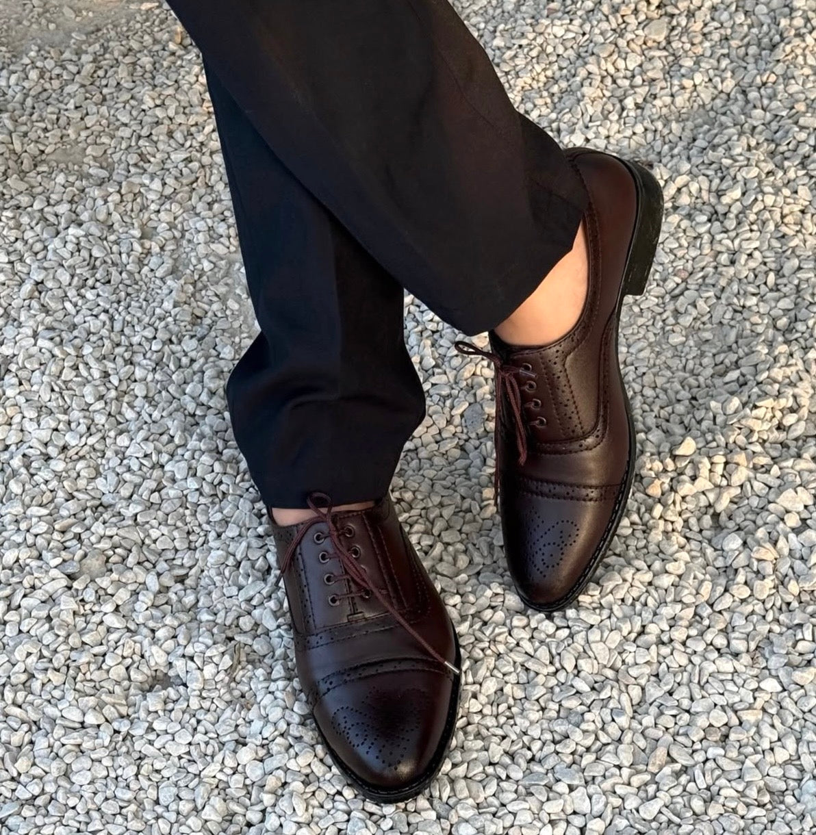 Mens's Brown Full- Brogue Wing- Tip Oxford Shoes