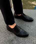 Mens's Black Full- Brogue Wing- Tip Oxford Shoes